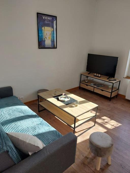 Appartement Proche Des Parcs 비시 외부 사진